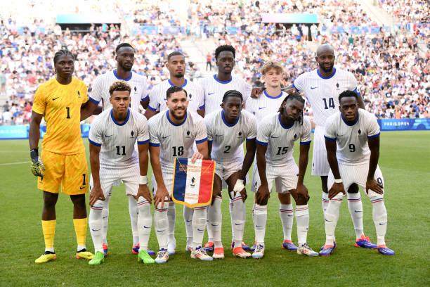 开云体育app下载入口-3连胜0失球！亨利兵多将广，法国替补比主力更精彩